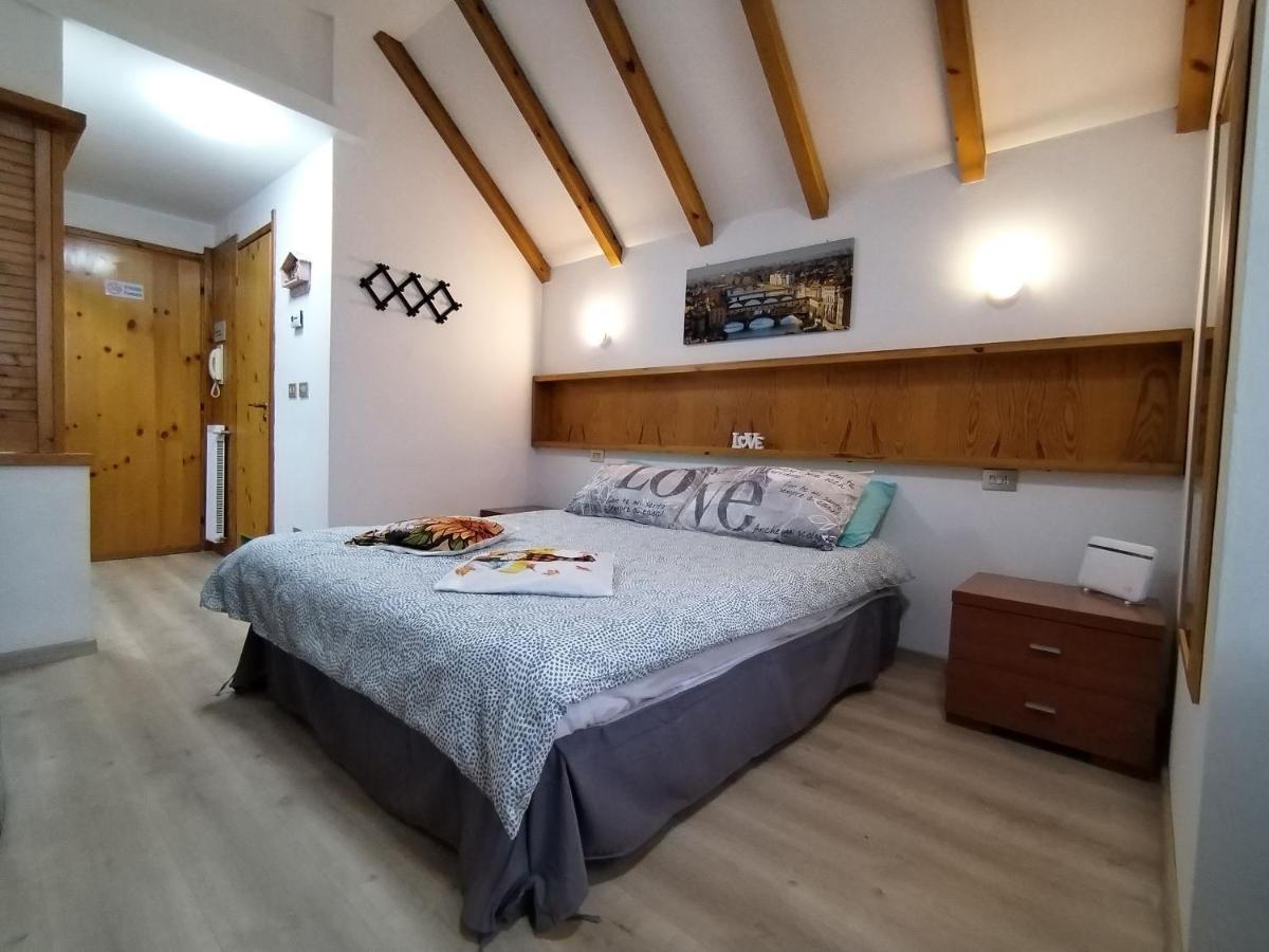 Accogliente Appartamento A Firenze Con Parcheggio Buitenkant foto